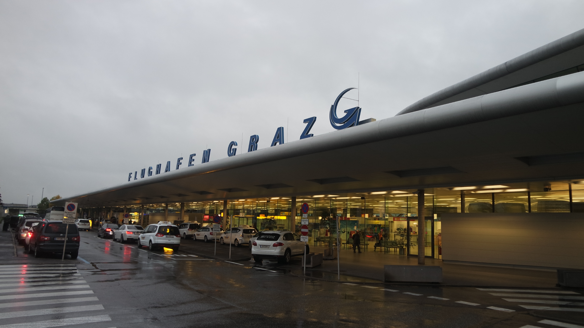 Flughafen-Graz-Feldkirchen-Gate