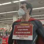 FFP2-Maskenpflicht-Steiermark-Superheld-Graz-Mediamarkt