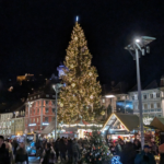 Weihnachten-Graz-Weihnachtsmarkt-Weihnachtsbaum-Christbaum-Steiermark-Christmas