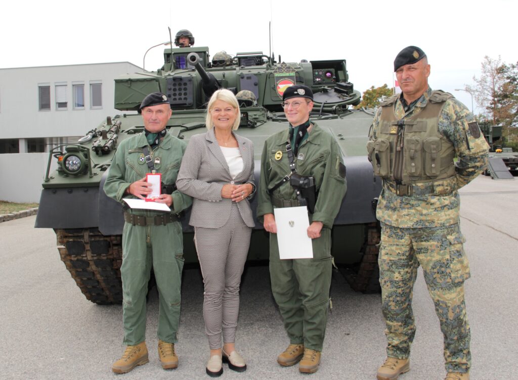 Ulan NV-Erich Pfeifer-Ebba Pfeifer-Klaudia Thanner-Jansa Kaserne-Felixdorf-Bundesheer